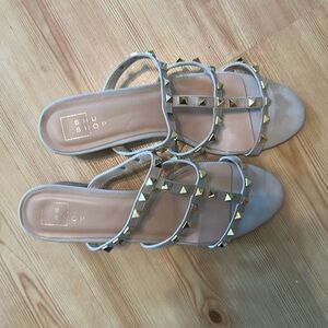 Great condition Shu Shop block heel sandal with gold stud detail